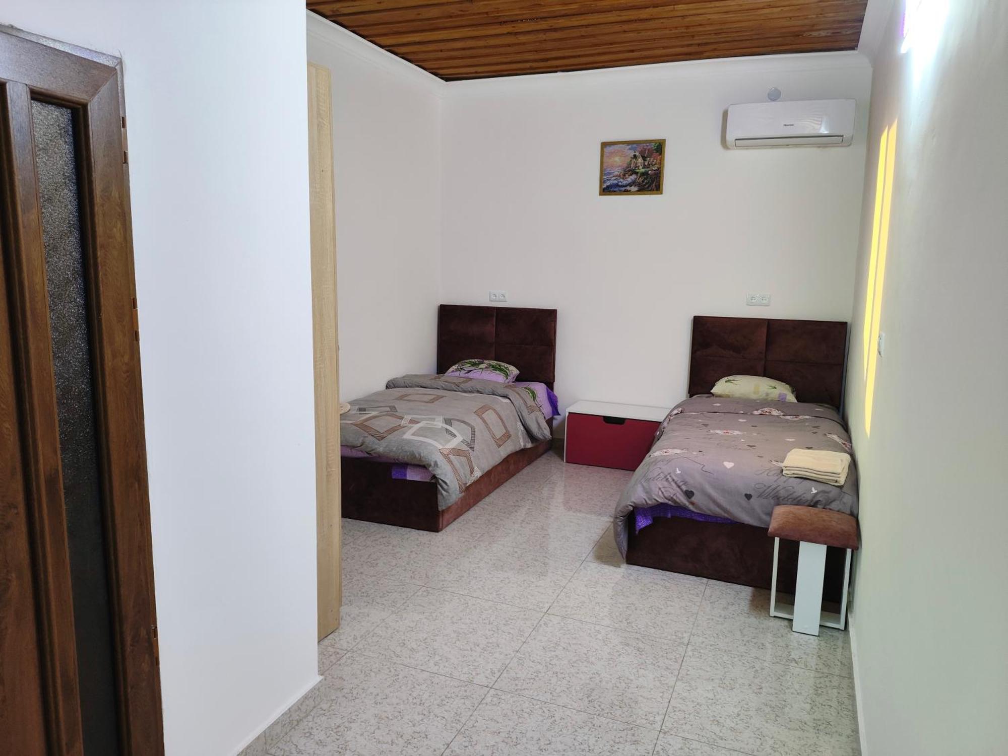 يريفان Apex Rest House Of 10 Rooms And Pool المظهر الخارجي الصورة